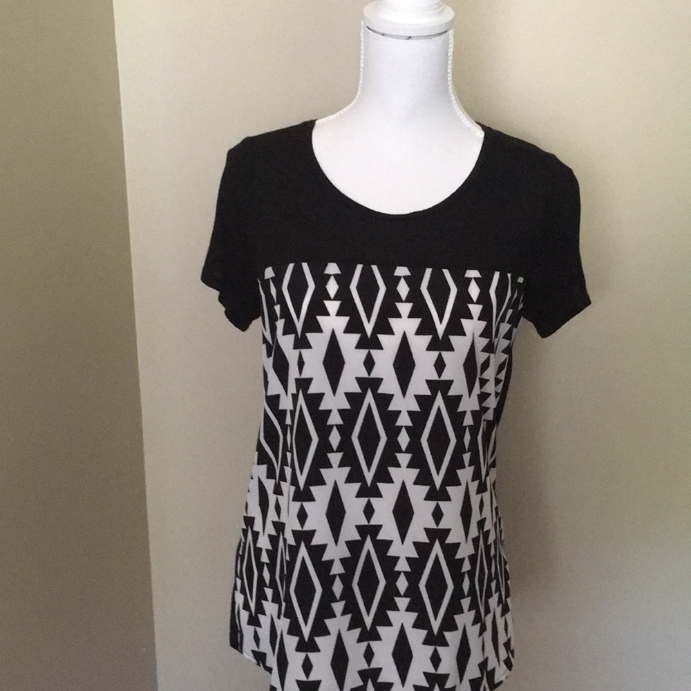 CHARMING CHARLIE Blouse GUC  Lightweight